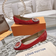 Louis Vuitton Flat Shoes